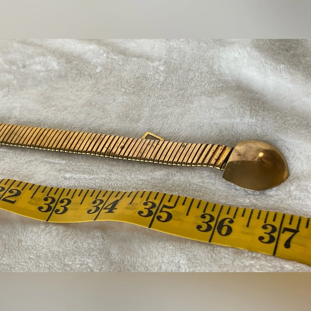 Vintage 80’s  gold stretch metal 80s belt or necklace